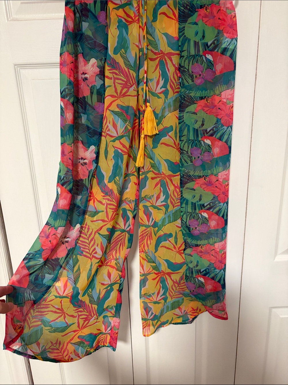 Tropical Parrot Print Lightweight Pants
